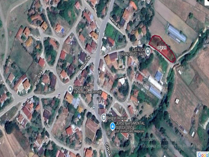 Çatalca Belgratta Satılık Arsa , 452 M2 Yolu Var Evlerin Yakını
