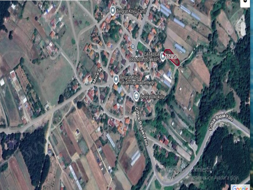 Çatalca Belgratta Satılık Arsa , 452 M2 Yolu Var Evlerin Yakını