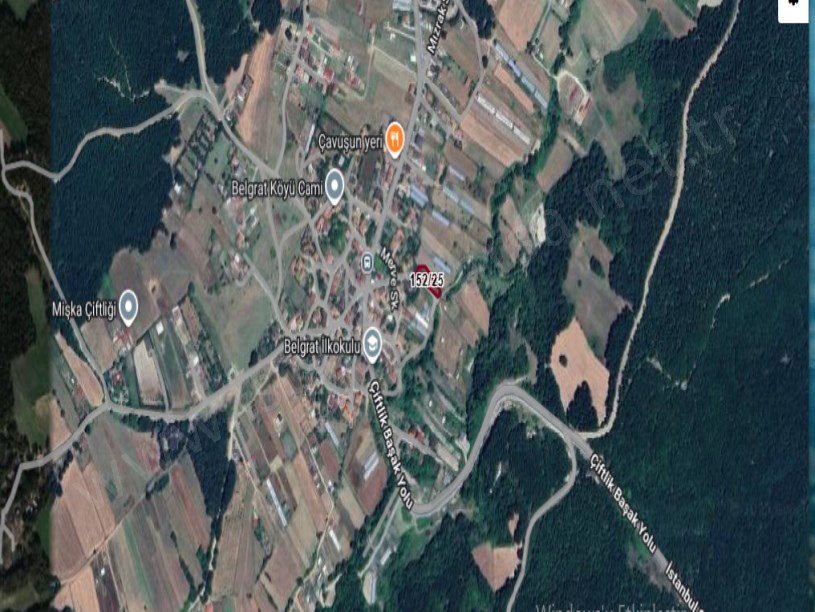 Çatalca Belgratta Satılık Arsa , 452 M2 Yolu Var Evlerin Yakını