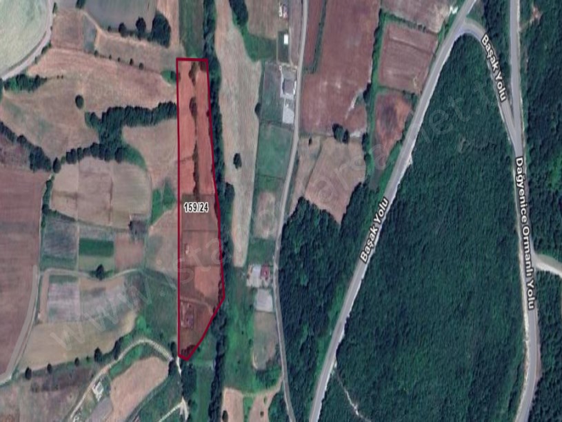 Çatalca Başakköyde Satılık Arsa , 365 m2 Çaplı Yolu Var