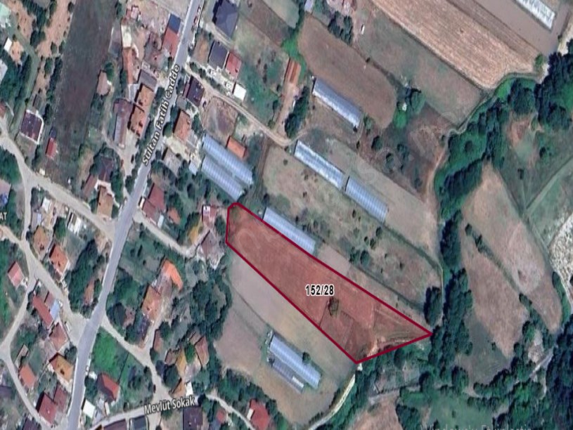 Çatalca Belgratta Satılık Arsa , 450 M2 Köy İçi Çaplı Yolu Var