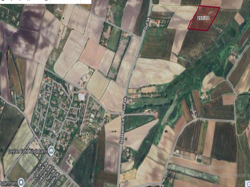 Çatalca Kestanelikte Satılık Arsa  , 2 , 450 M2 Yolu Var Evlerin Yakını 