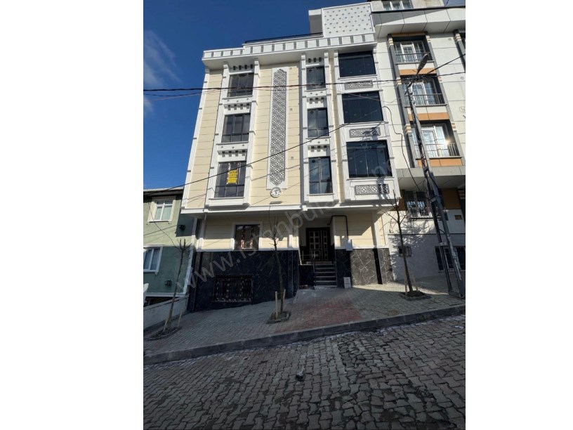Arnavutköy Yunusemre Mh satılık Daire , 2+1 90 m2 1.Kat Masrafsız 