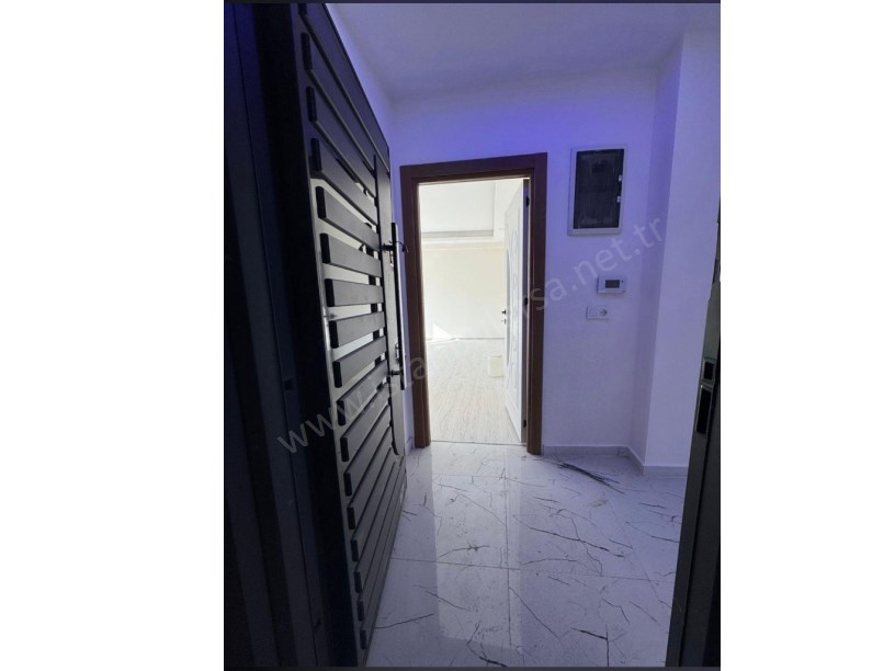 Arnavutköy Yunusemre Mh satılık Daire , 2+1 90 m2 1.Kat Masrafsız 