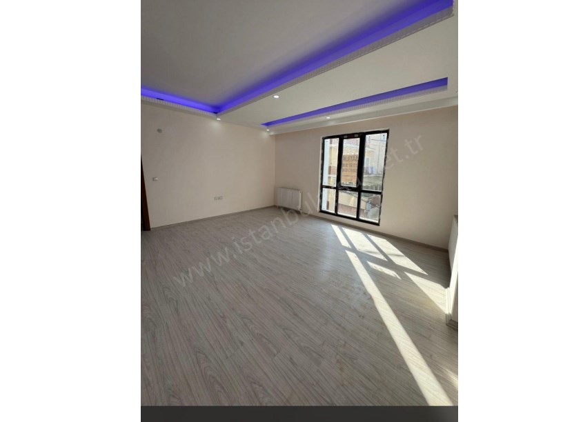 Arnavutköy Yunusemre Mh satılık Daire , 2+1 90 m2 1.Kat Masrafsız 