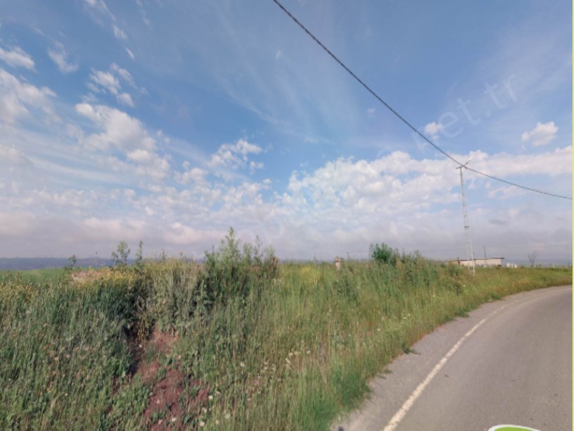 Arnavutköy Hacımaşlı  Satılık Arsa , 500 m2 Yolu Var Cadde Cephe 