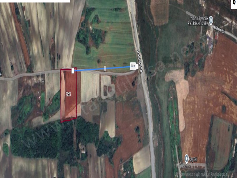 Arnavutköy Haraççıda Satılık Arsa , 260 M2 Hisseli Yolu Var İmarlı 
