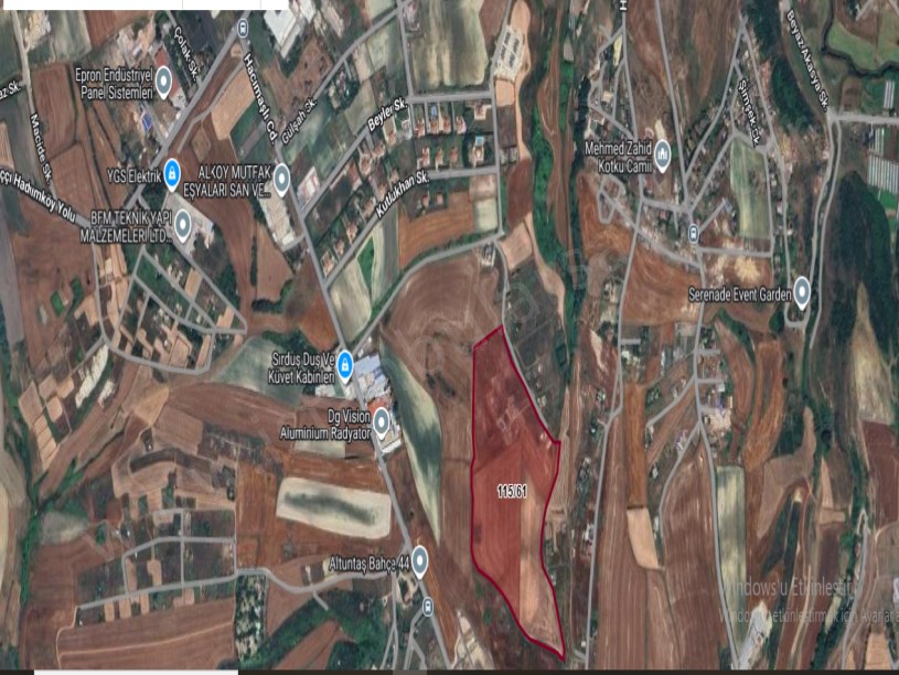 Arnavutköy Hacımaşlı  Satılık Arsa , 1,300 m2 Yolu Var Evlerin Yakını Hisseli