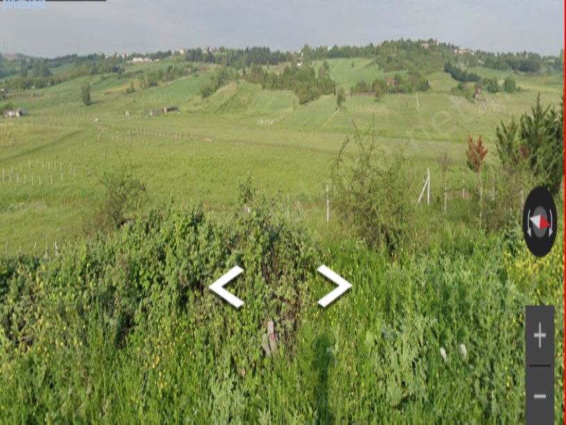 Arnavutköy Tayakadın Satılık Arsa , 220 m2 Caddeye Yakın Yolu Var Hisseli 
