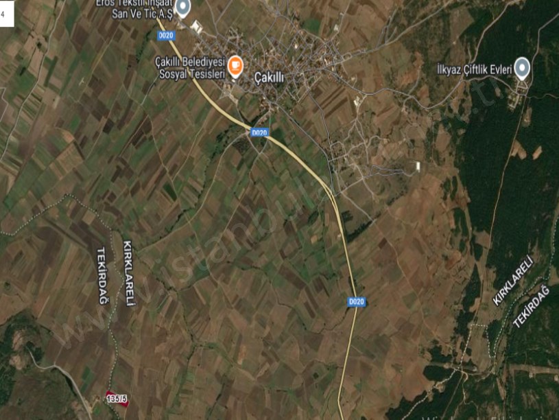 Kırklareli Vize Çakıllı Köyünde Satılık Arsa  , 612 m2 Hisseli Çaplı Yolu Var