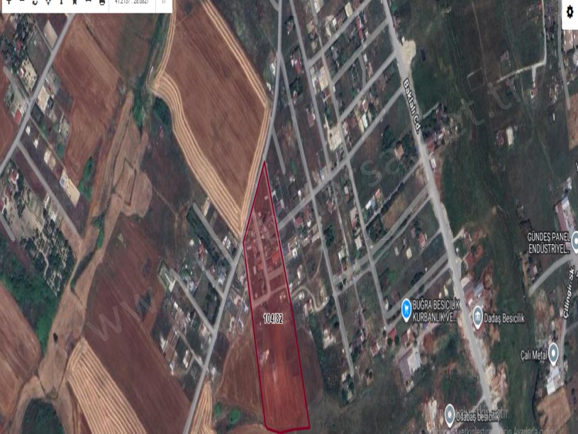 Arnavutköy Çilingirde Satılık Arsa , 183 m2 Hisseli Yolu Var Evlerin Yakını