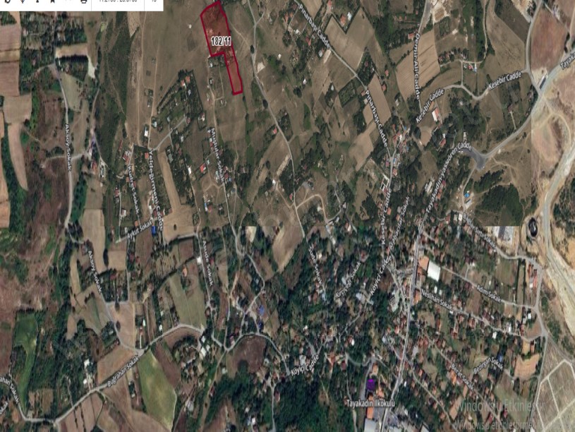 Arnavutköy Tayakadın Satılık Arsa , 645 M2 Yolu Var Evlerin Yakını İmarlı 