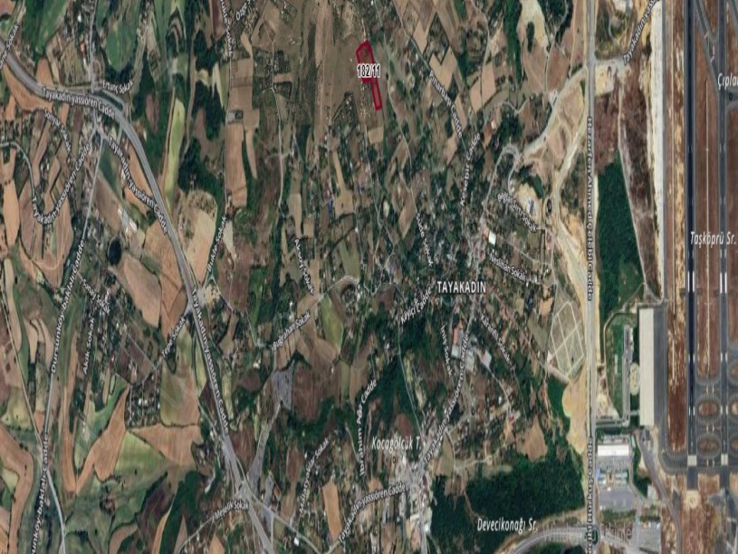 Arnavutköy Tayakadın Satılık Arsa , 645 M2 Yolu Var Evlerin Yakını İmarlı 