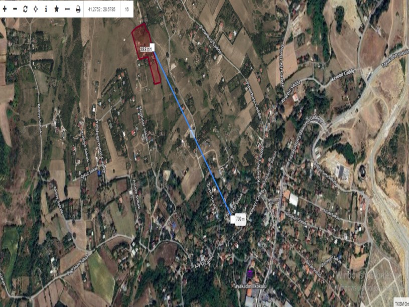 Arnavutköy Tayakadın Satılık Arsa , 645 M2 Yolu Var Evlerin Yakını İmarlı 