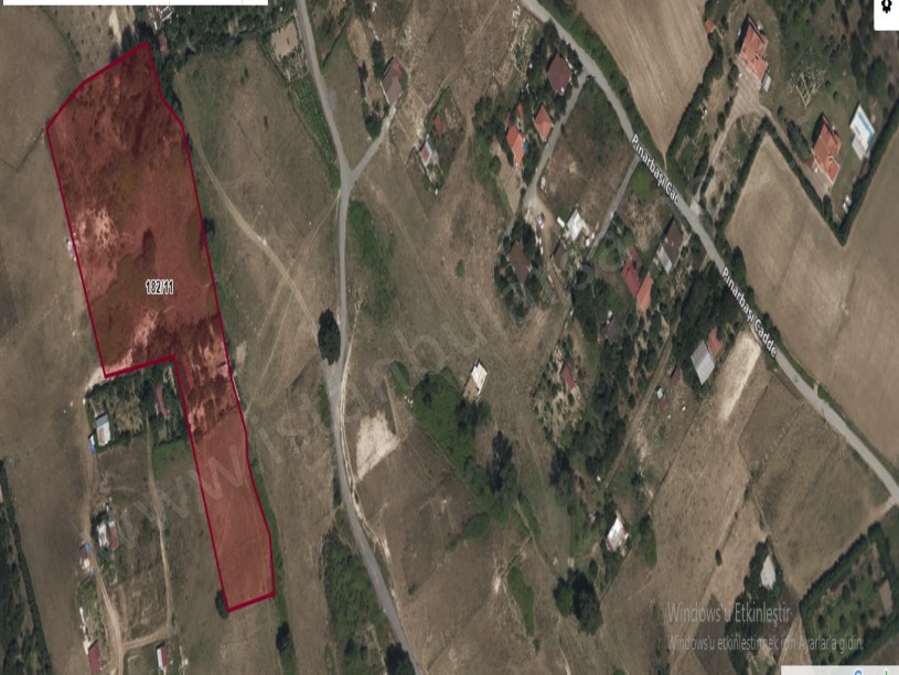 Arnavutköy Tayakadın Satılık Arsa , 645 M2 Yolu Var Evlerin Yakını İmarlı 