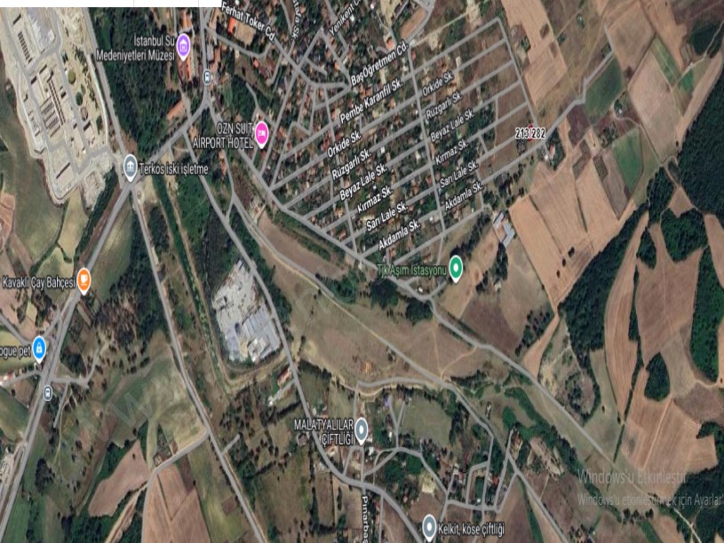 Arnavutköy Yeniköyde Satılık Tarla  , 266 M2 Müstakil Yolu Var Merkezde 