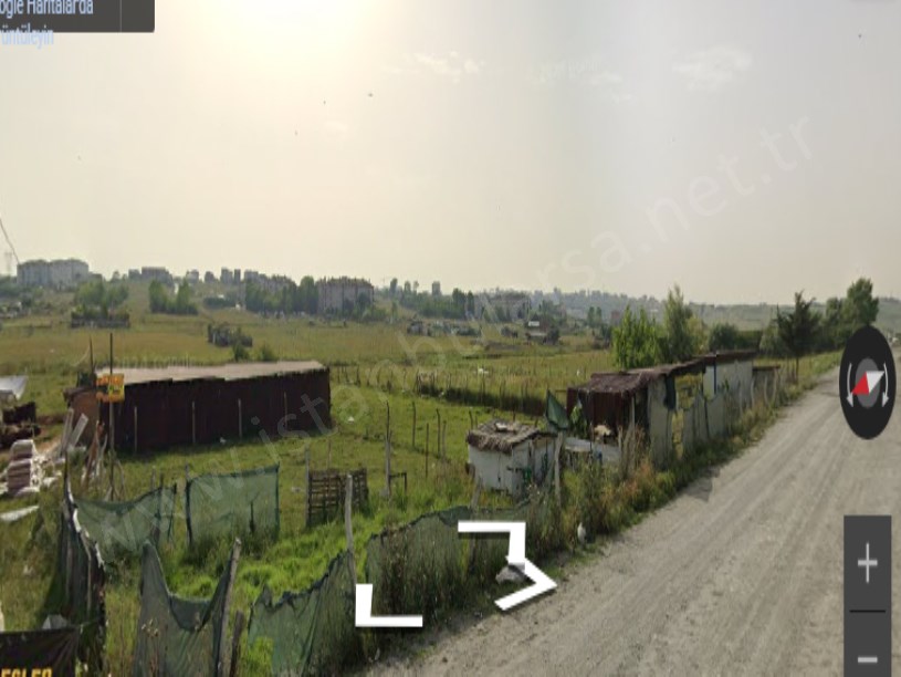 Arnavutköy Çilingirde Satılık Arsa , 185 M2 Merkezde Hisseli Yolu Var 