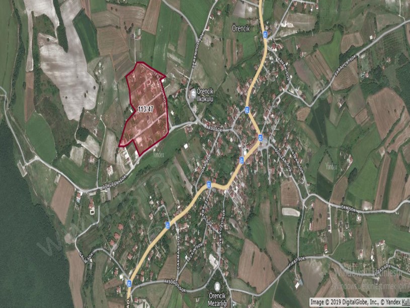 Çatalca Örencikte Satılık Arsa , 944 M2 Çaplı Yolu Var Evlerin Yakını