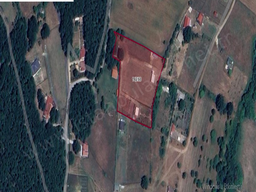 Çatalca Binkılıçta Satılık Arsa , 357 M2 Yolu Var Evlerin Yakını Hisseli