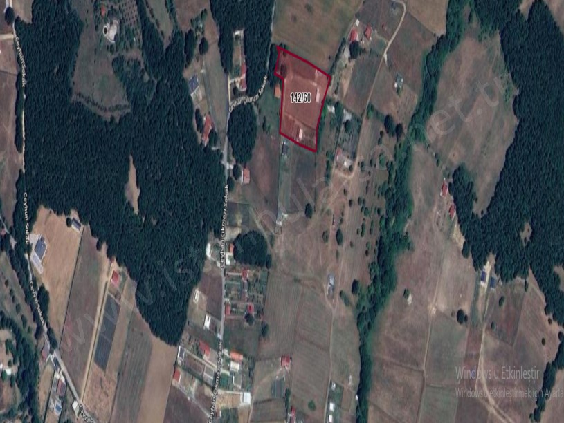 Çatalca Binkılıçta Satılık Arsa , 357 M2 Yolu Var Evlerin Yakını Hisseli