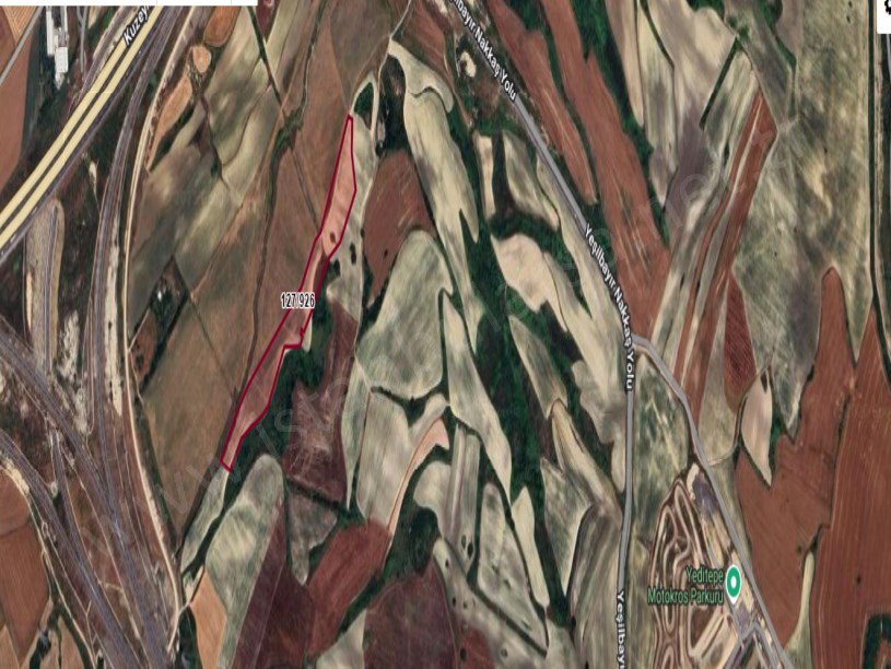 Çatalca Nakkaşta  Satılık Arsa , 800 M2 Yolu Var Hisseli