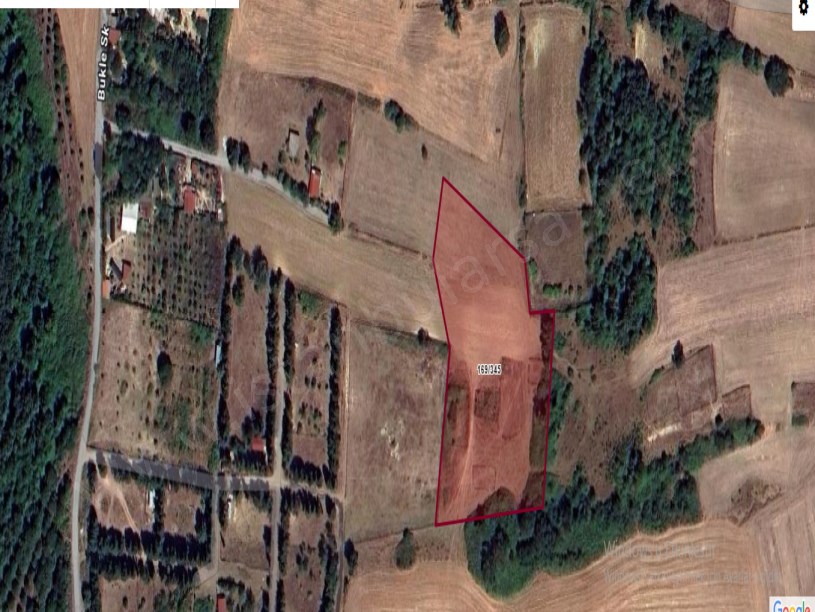 Arnavutköy Tayakadın Satılık Arsa ,175 M2 Çaplı Çevrili Merkezde