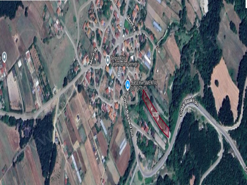 Çatalca Belgratta Satılık Arsa , 250 M2 Çaplı Yeri Belli Cadde Cephe 