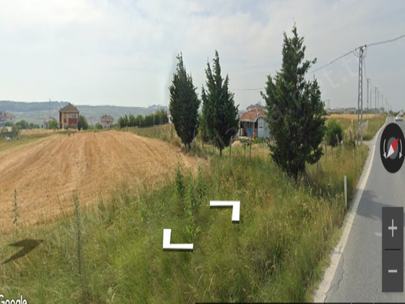 Arnavutköy Hadımköyde Satılık Arsa , 500 M2 Müstakil Merkezde 