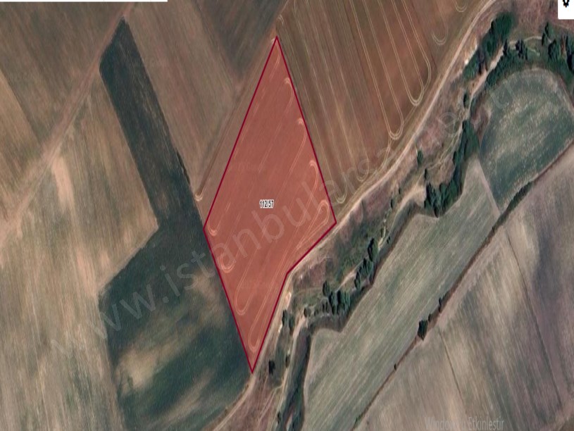 Tekirdağ Saray Yuvalıda Satılık Arsa , 284 m2 Hisseli Yolu Var 