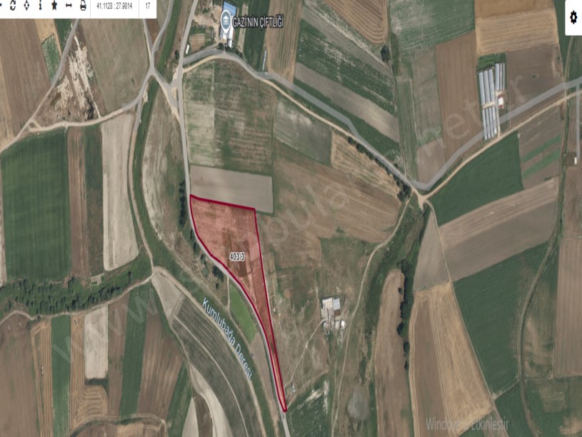 Silivri Değirmenköyde Satılık Arsa , 308 m2 Resmi Yola Cephe Hisseli Çaplı