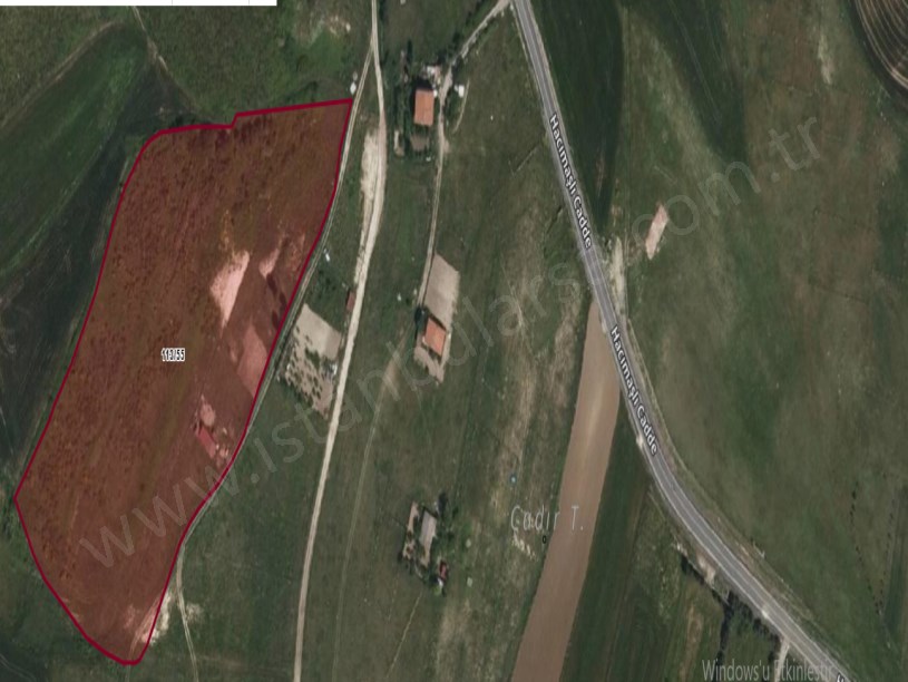 Arnavutköy Hacımaşlı  Satılık Arsa , 330 M2 Yolu Var Evlerin Yakını 