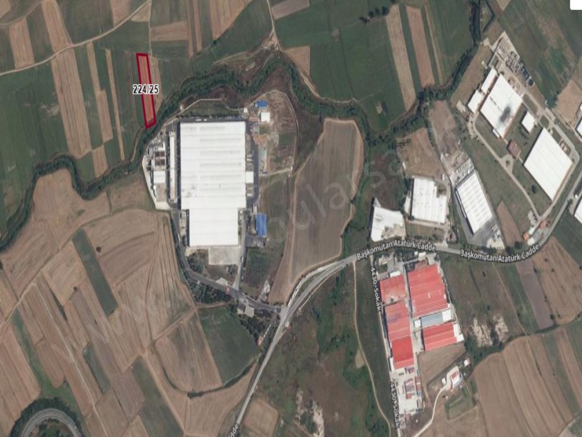 Tekirdağ Saray Beyazköyde Satılık Arsa , 534 m2 Hisseli  Yolu Var 