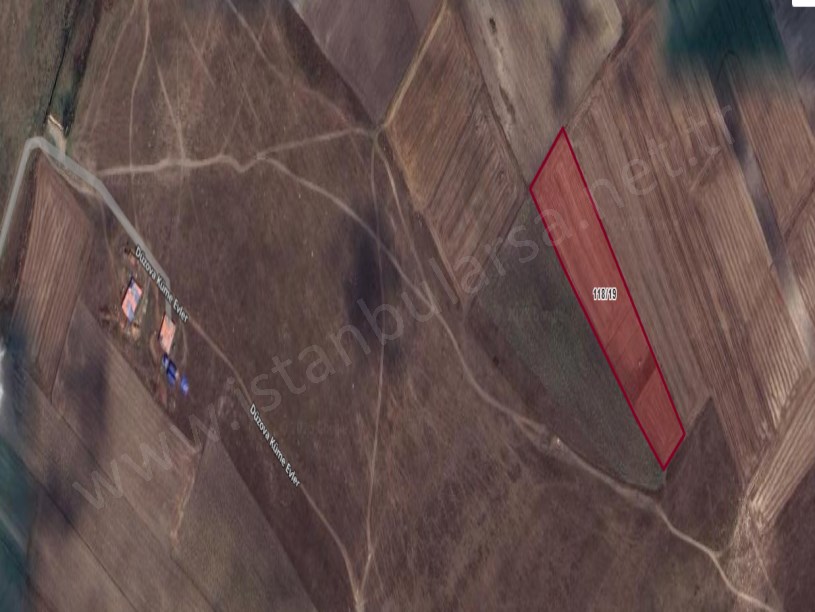 Kırklareli Vize Düzova Köyü Satılık Arsa , 792 M2  Hisseli Yolu Var Evlerin Yakını 