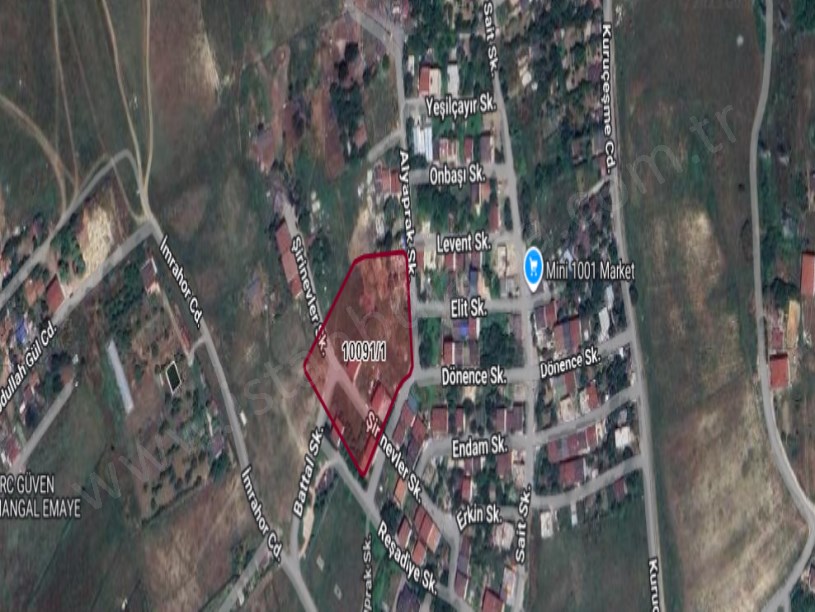 Arnavutköy İmrahorda Satılık Arsa , 108 M2 Hisseli İmarlı  Yolu Var 