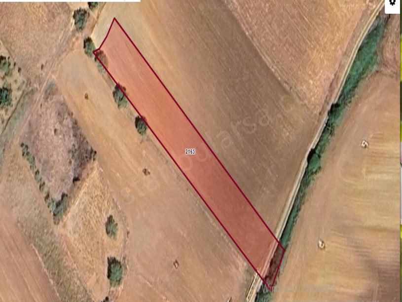 Edirne Keşan Beğendik Köyü Satılık Arsa , 275 M2 Yolu Var Hisseli 