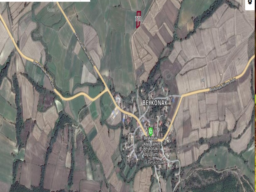 Edirne Uzunköprü Beykonak Köyünde Satılık Arsa , 214 M2 Yolu Var Hisseli 