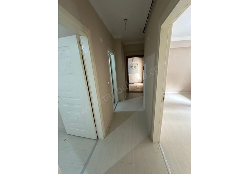 Arnavutköy  Anadolu Mah , Satılık Daire , 8 Yıllık 140 m2 Ters Dubleks 