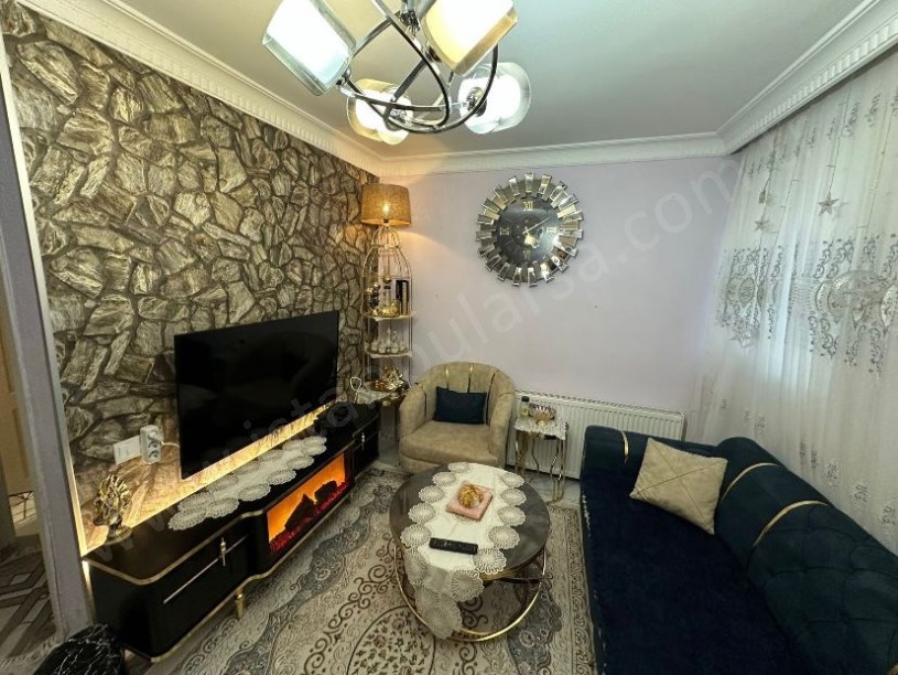 Arnavutköy  Anadolu Mah , Satılık Daire , 8 Yıllık 140 m2 Ters Dubleks 