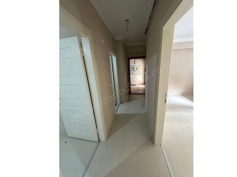 Arnavutköy  Anadolu Mah , Satılık Daire , 8 Yıllık 140 m2 Ters Dubleks 