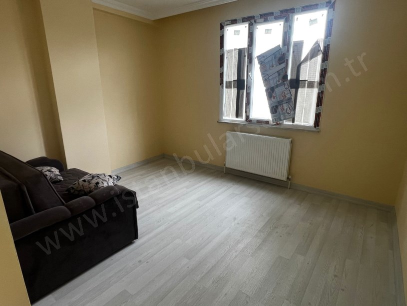 Arnavutköy Merkezde Satılık Daire , Ters Dubleks Sıfır 3+2 