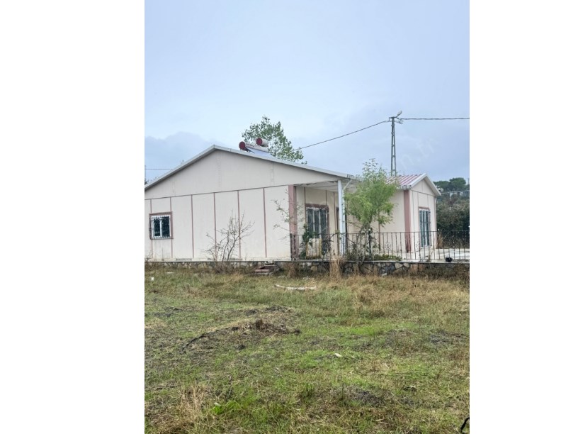 Çatalca Kabakça Mah, Satılık Tarla , 14 Dönüm Müstakil İçinde Ev Var 