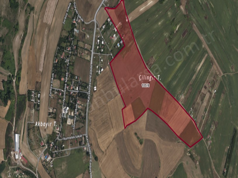 Arnavutköy Çilingirde Satılık Arsa , 852 M2 Yolu Var Hisseli 