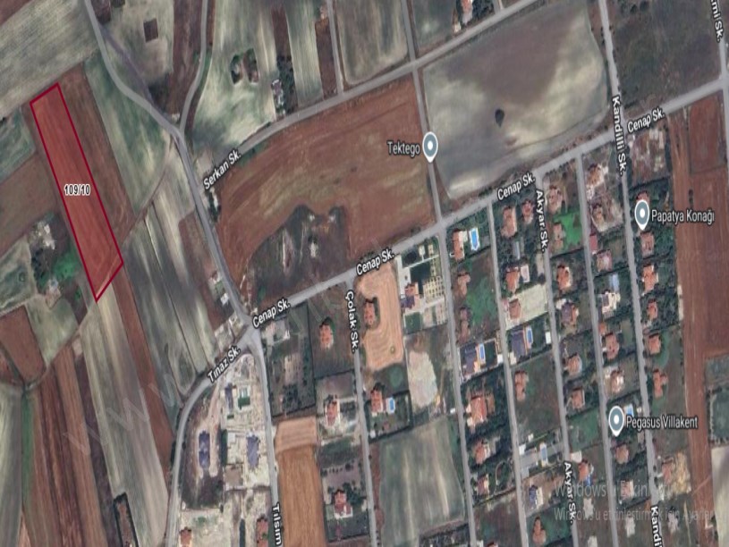 Arnavutköy Çilingirde Satılık Arsa , 313 M2 Yolu Var Evlerin Yakını