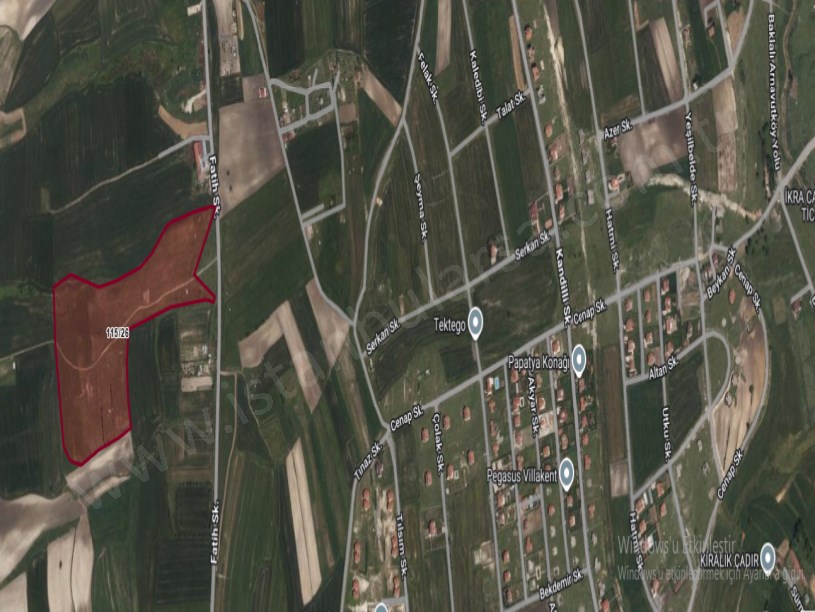 Arnavutköy Çilingirde Satılık Arsa , 681 M2 Hisseli Yolu Var