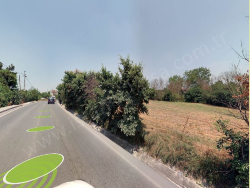 Arnavutköy Sazlıbosna Satılık Arsa , 350 m2 Yolu Var Merkezde 