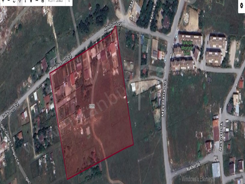 Arnavutköy Taşolukta Satılık Arsa , 200 M2  Yolu Var Evlerin Yakını Hisseli İmarlı 