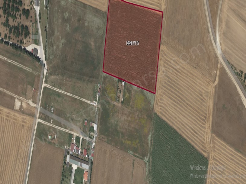 Silivri Fenerköyde Satılık Tarla , 12,200 m2 Müstakil Yol Su Elektrik Mevcut 