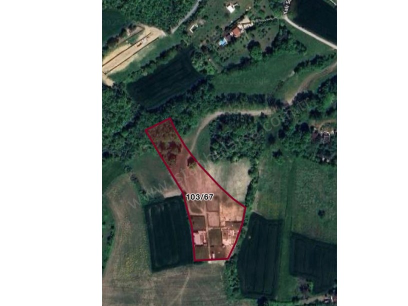 Arnavutköy Balabanda Satılık Arsa , 1006 m2 Yolu Var Evlerin Yakını Hisseli 