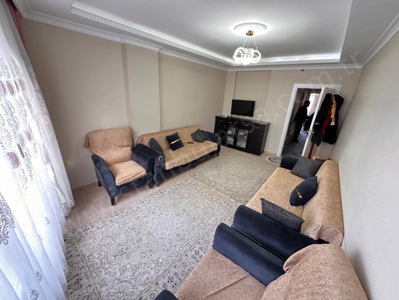 Arnavutköy Boğazköy Mh Satılık Daire , 2+1 8 Yıllık Arakat 90 m2 