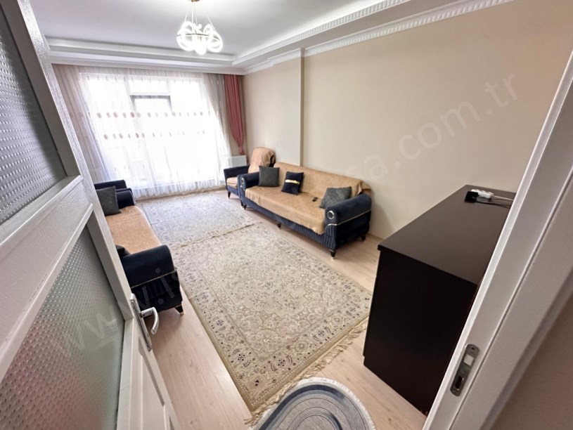 Arnavutköy Boğazköy Mh Satılık Daire , 2+1 8 Yıllık Arakat 90 m2 